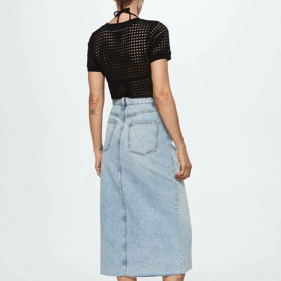 Mango Front slit jeans skirt XXL. 

Sold out 
New without tags
100% cotton - Picture 3 of 14